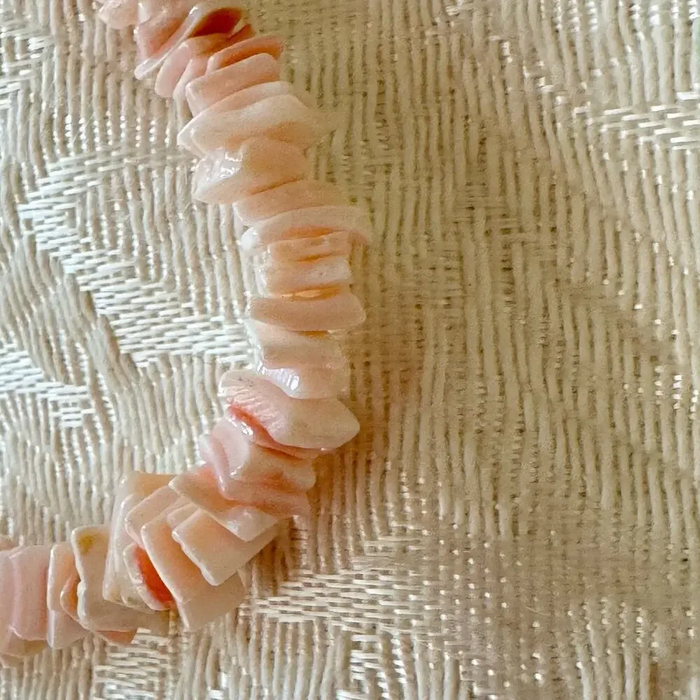 Vintage 1990s Pink & White Puka Shell Chip Necklace and Bracelet Anklet chipped